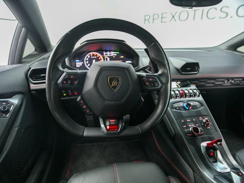 Used 2016 Lamborghini Huracan LP 580-2 RWD image 4