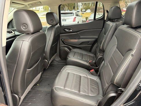 Used 2021 GMC Acadia Denali w/ Denali Ultimate Package image 9