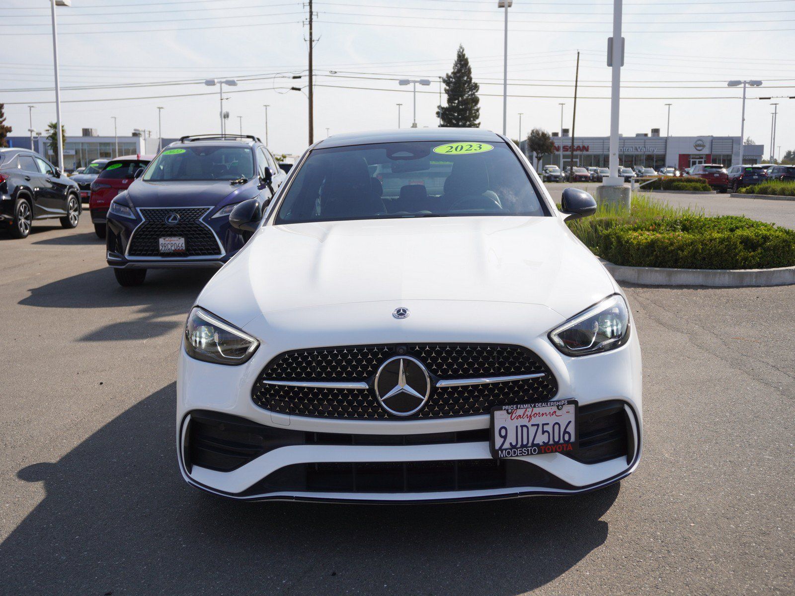 Used 2023 Mercedes-Benz C 300 Sedan image 4