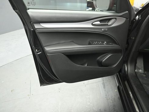 New 2026 Alfa Romeo Stelvio Sprint w/ Convenience Package image 19