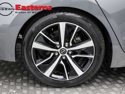 Used 2023 Nissan Maxima SV w/ Floor Mat Group image 27