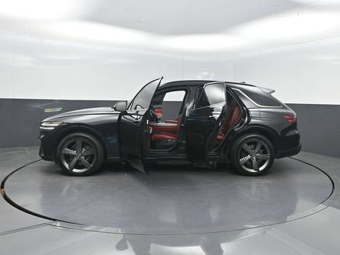 Used 2023 Genesis GV70 2.5T w/ Sport Prestige Package AWD/4WD image 43
