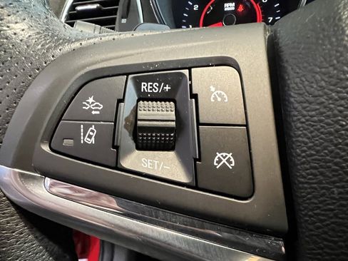 Used 2017 Chevrolet SS Base image 21