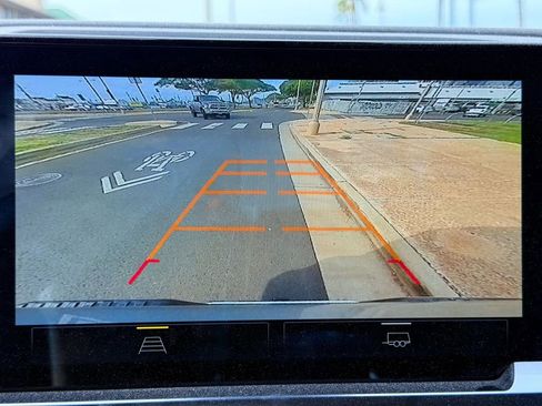 Used 2025 Chevrolet Silverado 1500 LT w/ Protection Package image 19