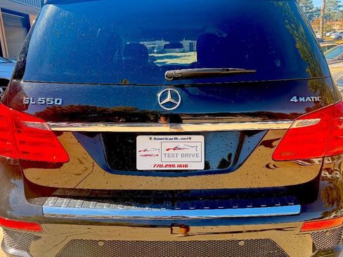 Used 2014 Mercedes-Benz GL 550 4MATIC image 11