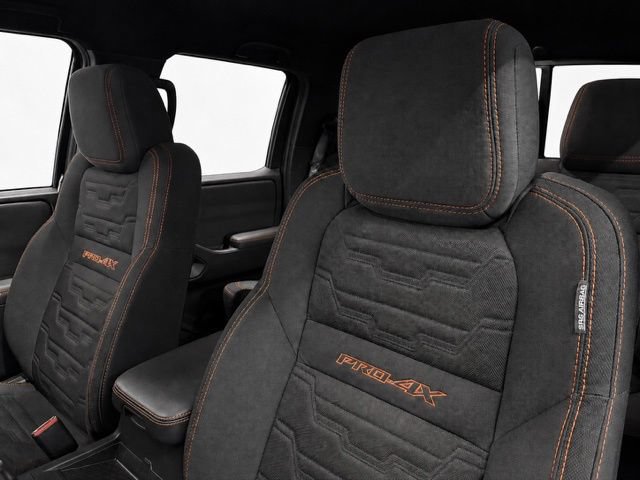 Used 2024 Nissan Frontier PRO-4X w/ Pro Convenience Package AWD/4WD image 13