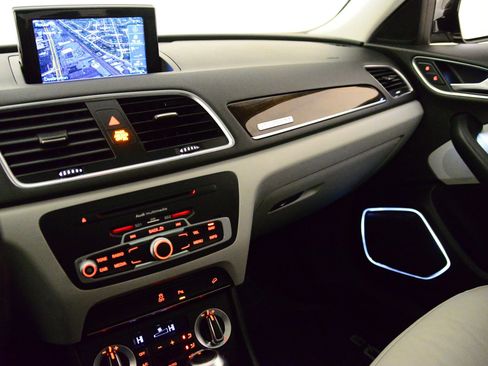 Used 2015 Audi Q3 2.0T Prestige image 26