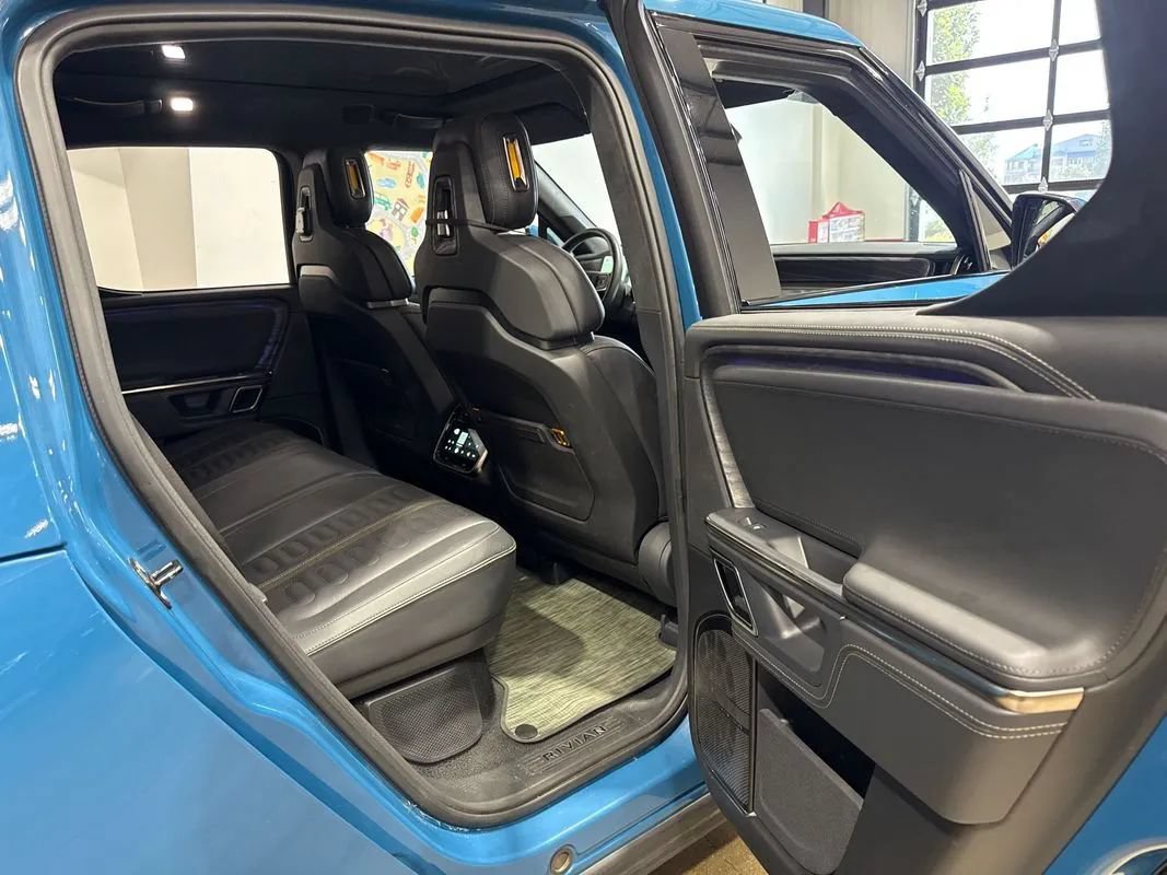 Used 2022 Rivian R1T Adventure AWD/4WD image 90