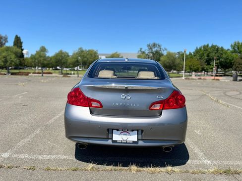 Used 2013 INFINITI G37 Journey w/ Premium Pkg RWD image 6