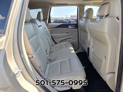 Used 2015 Jeep Grand Cherokee Limited w/ Trailer Tow Group IV AWD/4WD image 17