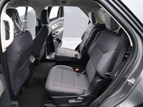 New 2026 Ford Explorer Active image 13