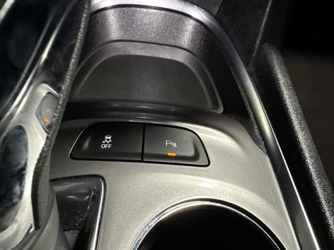 Used 2024 Chevrolet Malibu LT FWD image 27