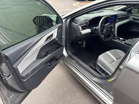 Used 2026 Toyota Camry SE w/ Preferred Package 2 (TMS) AWD/4WD image 17