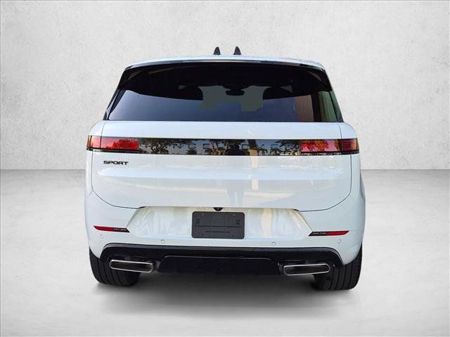 New 2026 Land Rover Range Rover Sport Dynamic SE AWD/4WD image 6