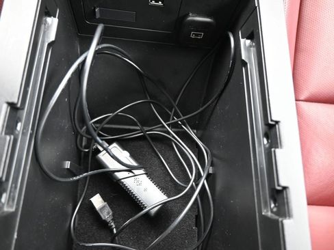 Used 2021 MAZDA MAZDA3 s image 4