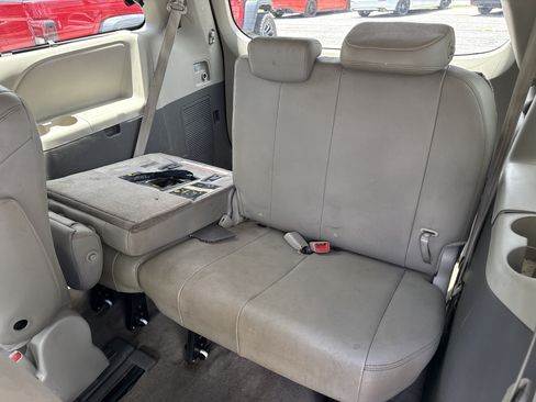 Used 2015 Toyota Sienna XLE FWD image 5