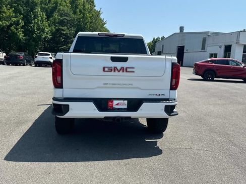 Used 2023 GMC Sierra 1500 AT4X AWD/4WD image 5