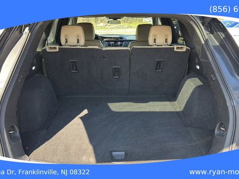 Used 2017 Cadillac XT5 FWD w/ LPO, Wheel Lock Package image 25