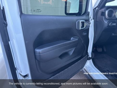 Used 2022 Jeep Wrangler Unlimited Sport image 5