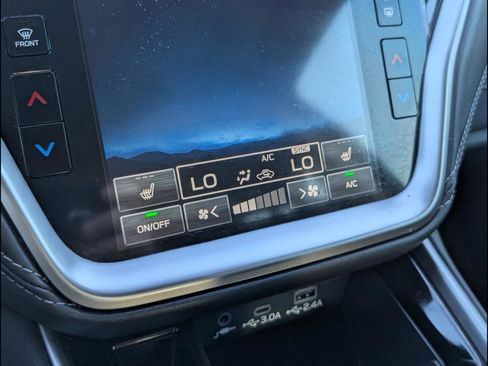 Used 2024 Subaru Legacy Premium image 15