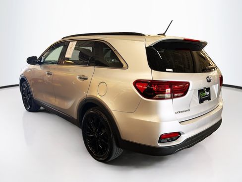 Used 2020 Kia Sorento S AWD/4WD image 5