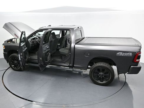 Used 2020 RAM 2500 Big Horn w/ Level 2 Equipment Group AWD/4WD image 39