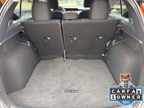 Used 2020 Nissan Kicks SR FWD image 11