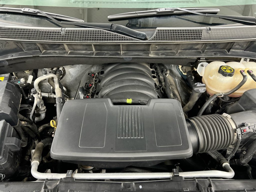 Used 2022 Chevrolet Silverado 1500 RST AWD/4WD image 24