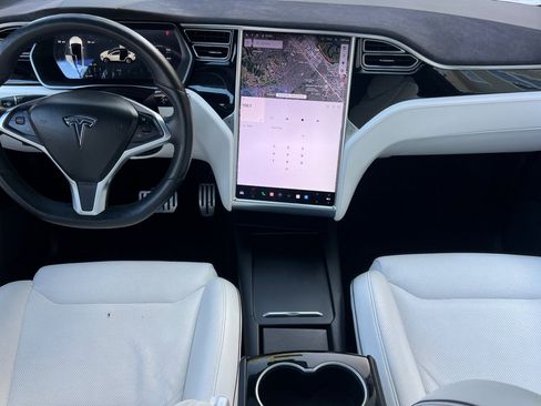 Used 2016 Tesla Model X P90D image 13