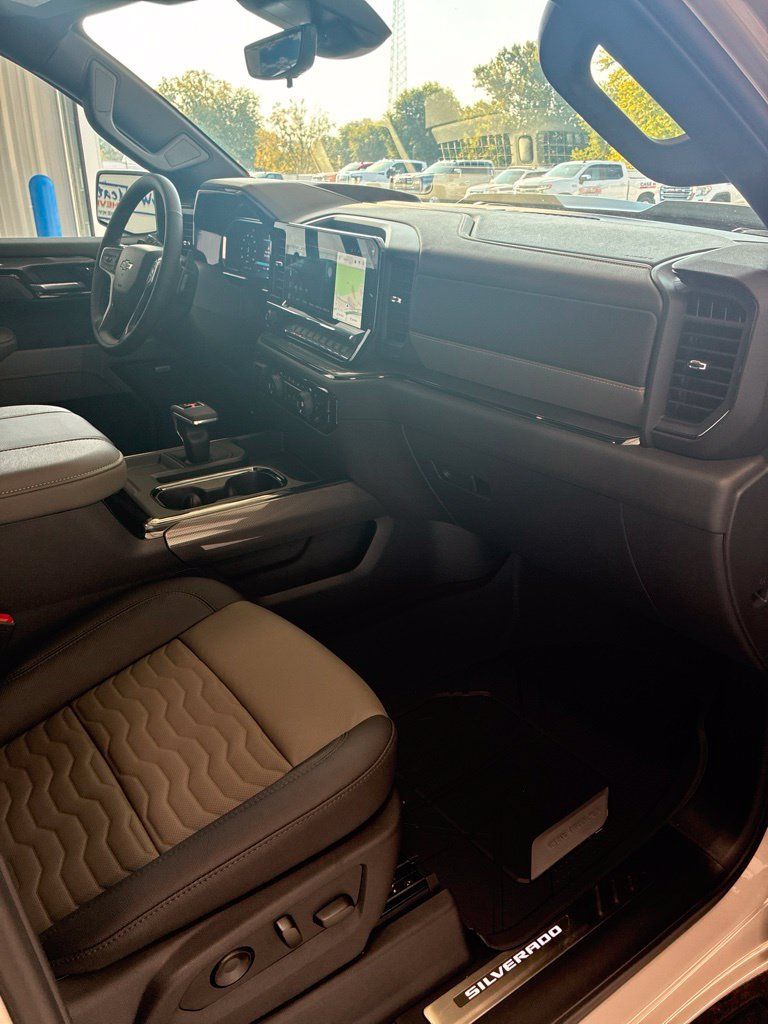 Used 2026 Chevrolet Silverado 1500 ZR2 w/ LPO, Dark Essentials Package AWD/4WD image 47