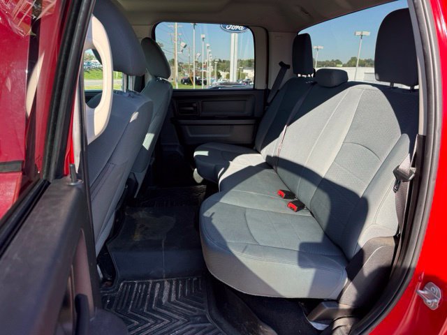 Used 2019 RAM 1500 Express RWD image 10