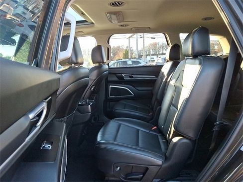 Used 2021 Kia Telluride S image 12