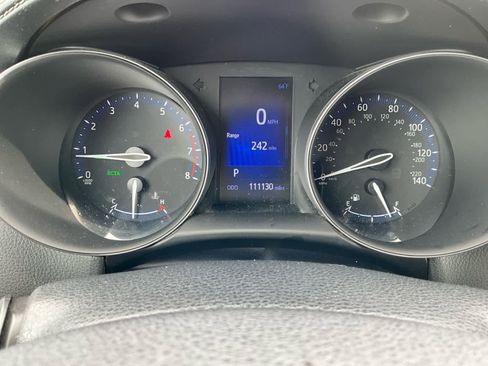 Used 2018 Toyota C-HR XLE FWD image 19