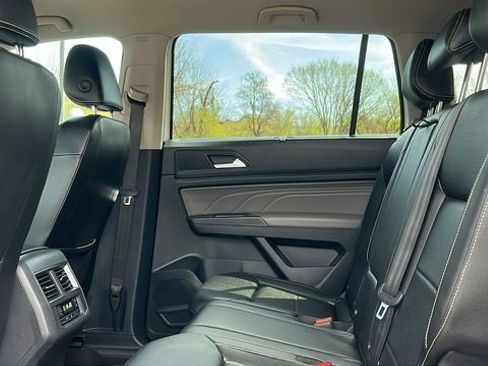 Used 2023 Volkswagen Atlas SE image 21
