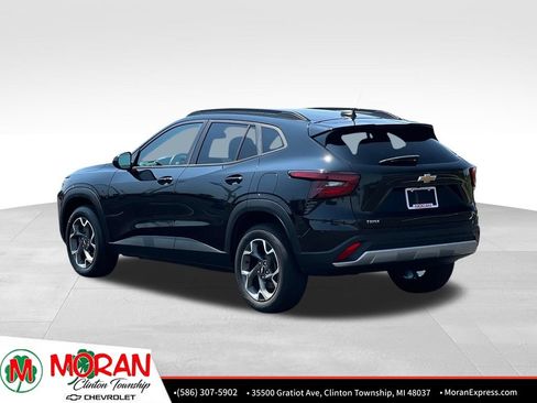 Certified 2024 Chevrolet Trax LT w/ Driver Confidence Package FWD image 4
