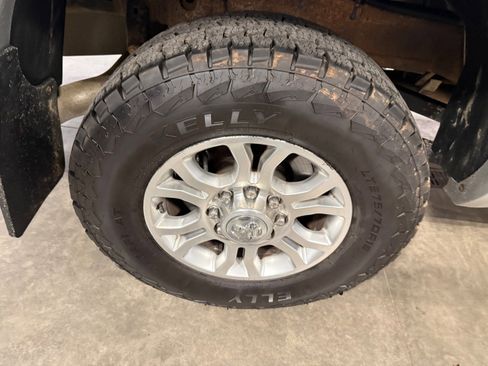Used 2016 RAM 2500 Laramie AWD/4WD image 24