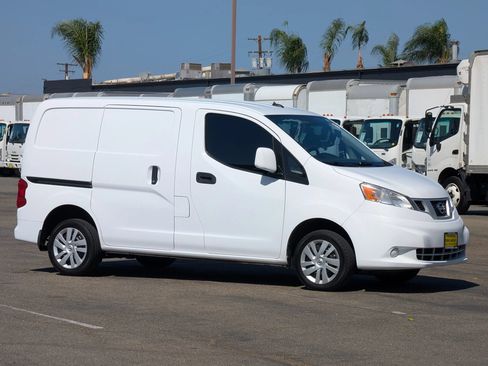 Used 2021 Nissan NV200 SV FWD image 1