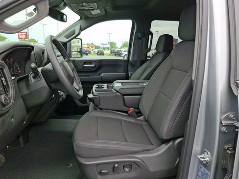 New 2026 Chevrolet Silverado 2500 Custom w/ Custom Value Package AWD/4WD image 10
