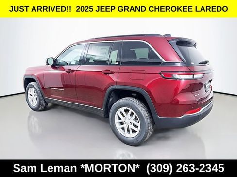 New 2025 Jeep Grand Cherokee Laredo w/ Luxury Tech Group I image 5