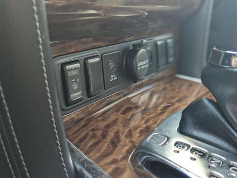Used 2018 Nissan Armada SV w/ Driver Package AWD/4WD image 22
