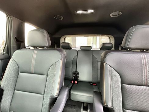 New 2025 GMC Acadia AT4 w/ Super Cruise Package image 37