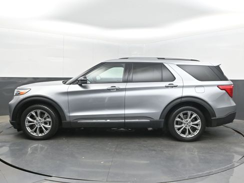 Used 2021 Ford Explorer Limited w/ Equipment Group 301A image 5
