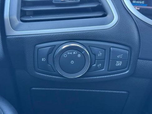 Used 2019 Ford Edge SEL w/ Equipment Group 201A image 27