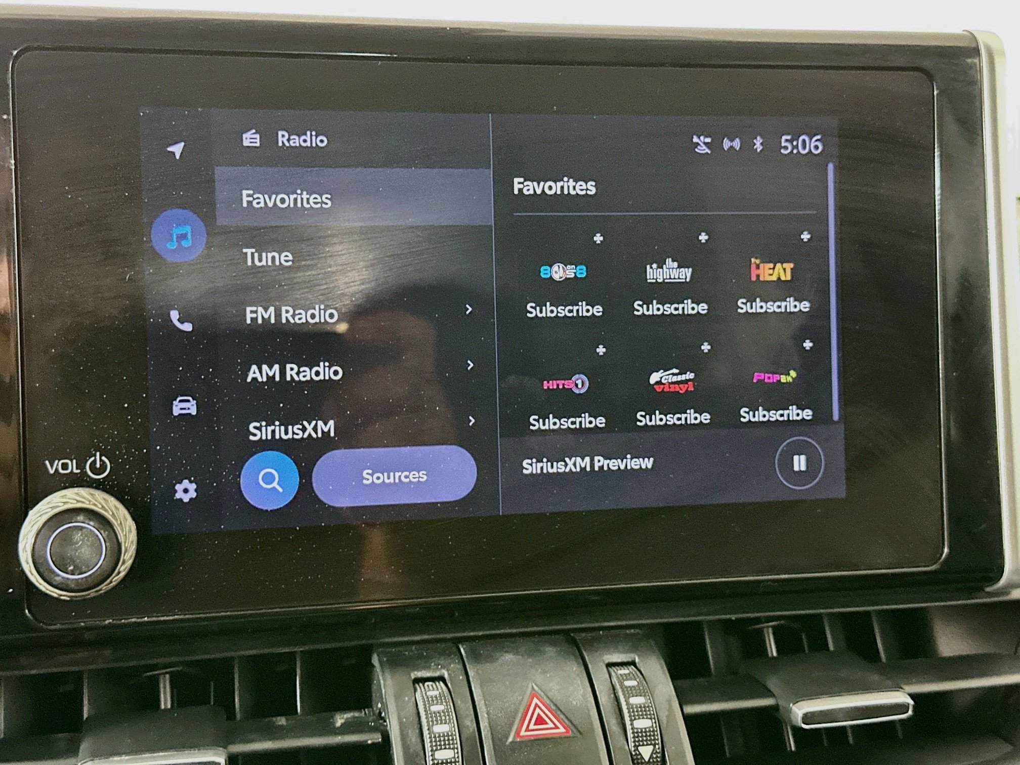 Used 2023 Toyota RAV4 XLE Premium FWD image 21