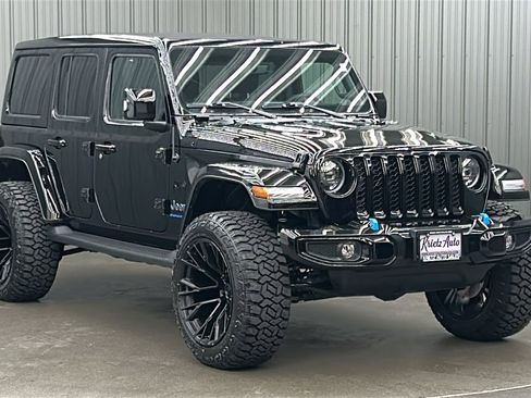 Used 2023 Jeep Wrangler High Altitude image 7
