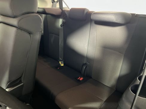 Used 2024 Toyota Highlander LE image 26