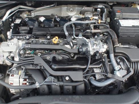 Certified 2025 Toyota Corolla SE FWD image 27