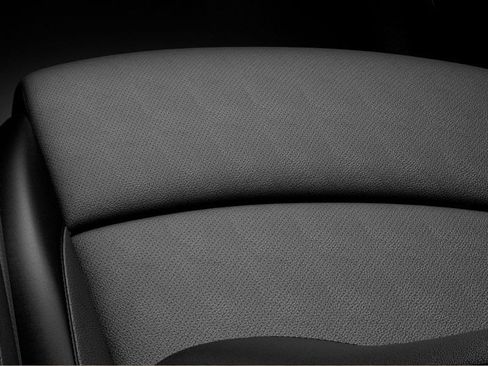 New 2025 Genesis GV60 Advanced image 25