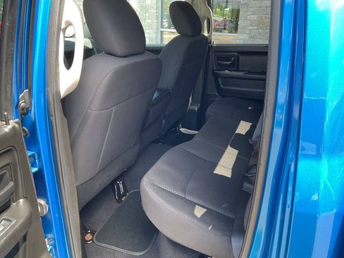Used 2019 RAM 1500 Express w/ Express Value Package AWD/4WD image 34