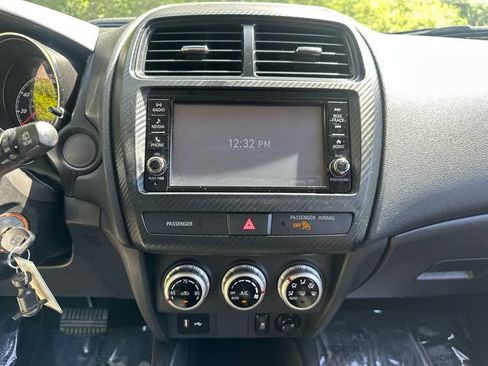 Used 2024 Mitsubishi Outlander Sport AWD image 31
